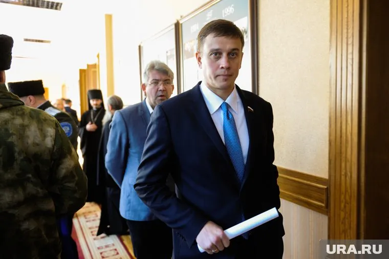 Виталий Пашин заявил о нарушениях трудового законодательства в Челябинской области