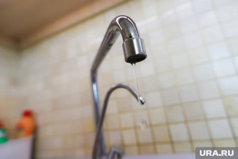 Воду отключили на проспекте Машиностроителей в Кургане