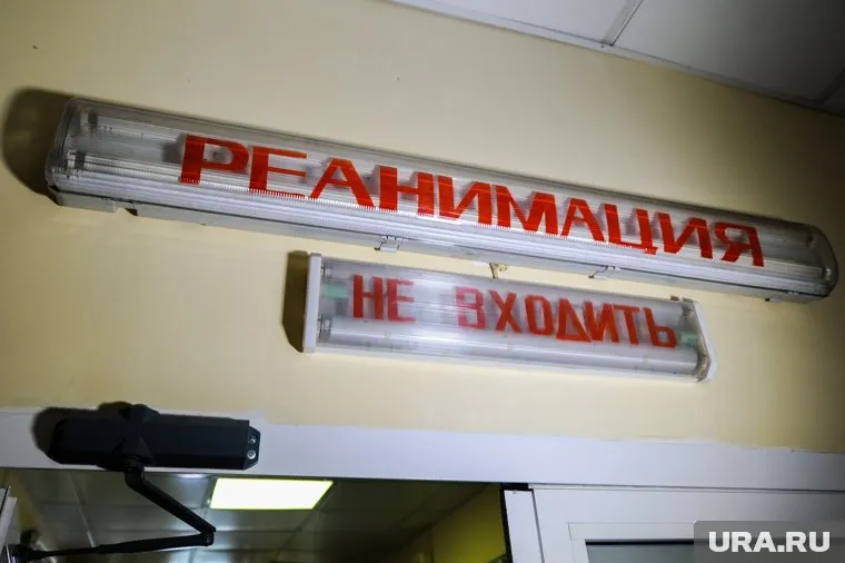 Рабочий попал в больницу после хлопка газа на предприятии