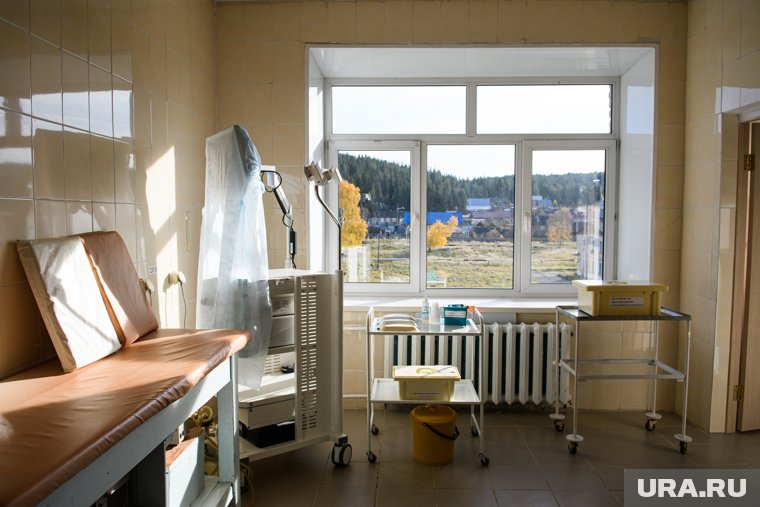 В курганском округе прокуратура заставила ЦРБ построить новый медпункт вместо аварийного