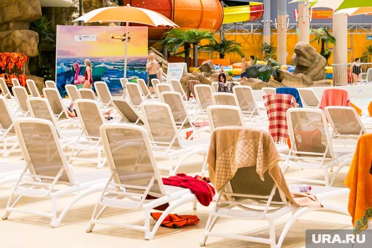 Рабочим осталось только кафе в зоне аквапарка 