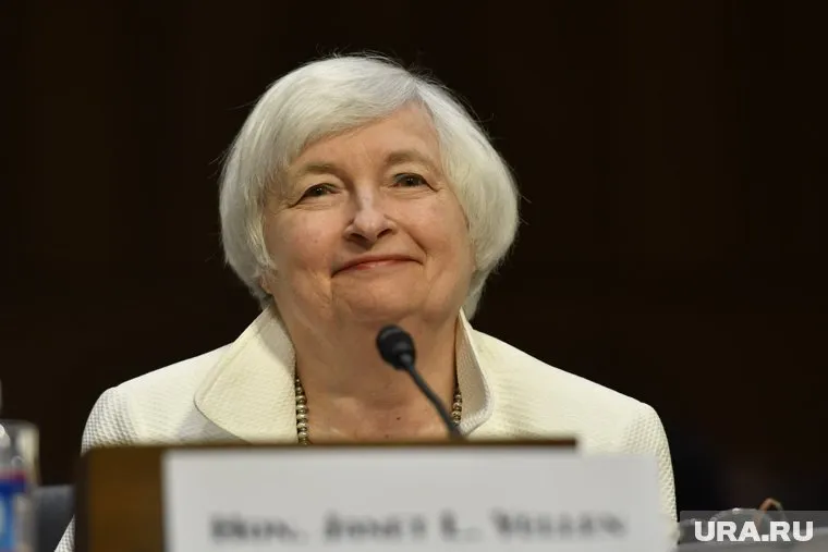 Глава минфина США предложила дать кредит Украине