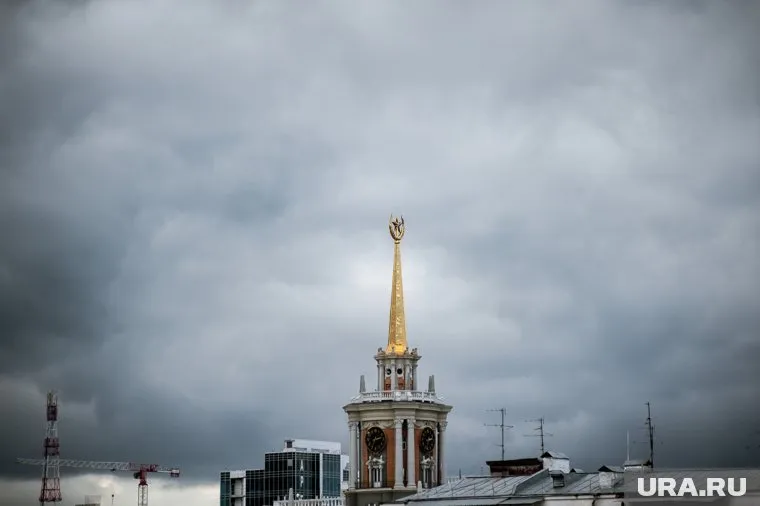 Соискатели кресла мэра Екатеринбурга не принесли справки