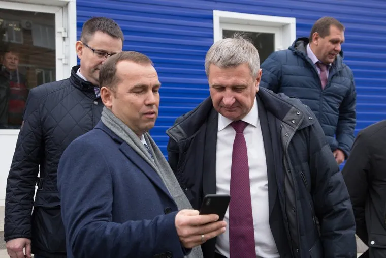 Визит врио губернатора Курганской области Вадима Шумкова на "НПО "Курганприбор". г. Курган, шумков вадим, муратов сергей