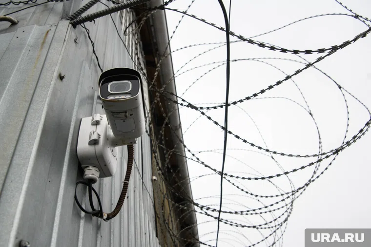 Отбыв около тридцати лет лишения свободы, Попов вышел из колонии «Белый лебедь»