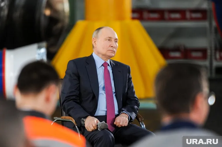 Путин (на фото) заявил о готовности к обмену Навального*