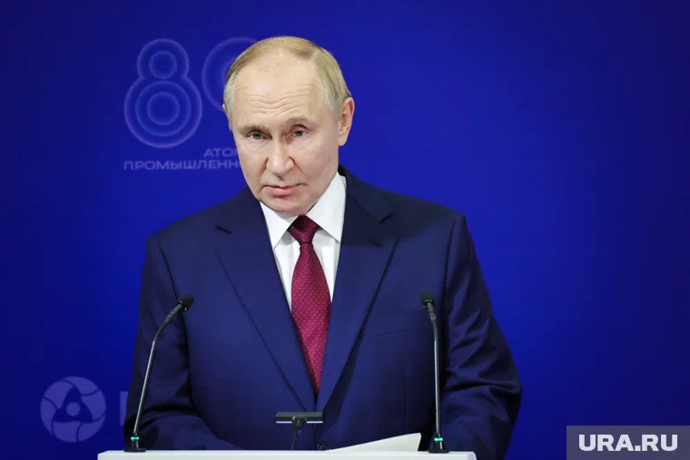 Путин поблагодарил ЦИК за проведение избирательных кампаний по всей России