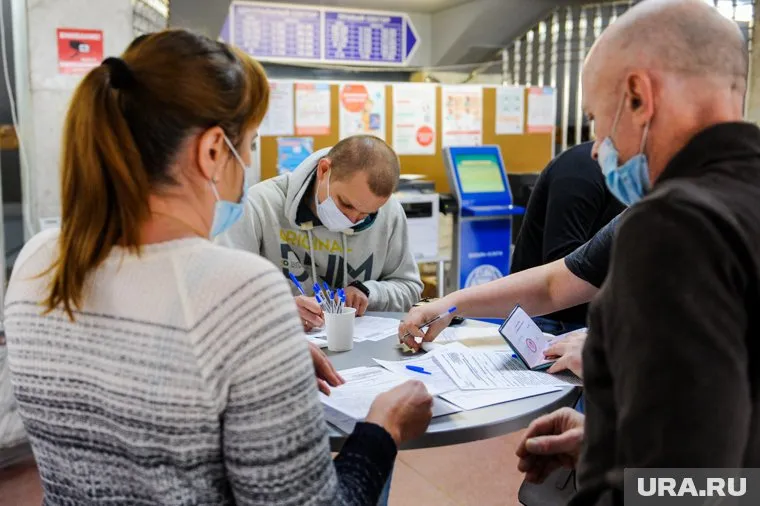 Роспотребнадзор не назвал конкретные сроки снижения забоелваемости (фото из архива)