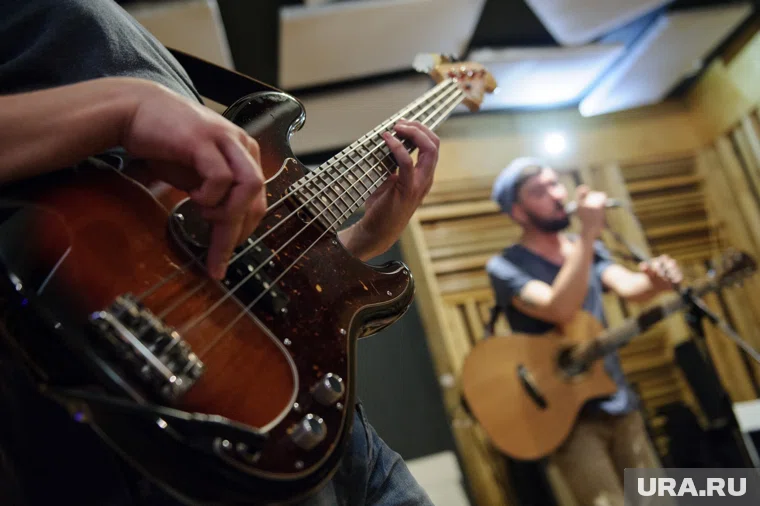 Квартирники по популярности вытесняют большие концерты