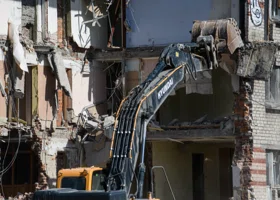 Жилой дом в Екатеринбурге сравняют с землей