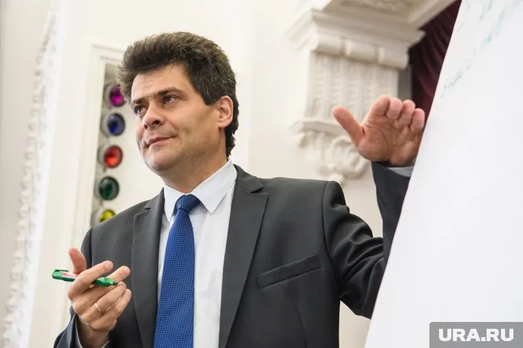 Депутаты хотят, чтобы мэр по другому делил бюджетные деньги