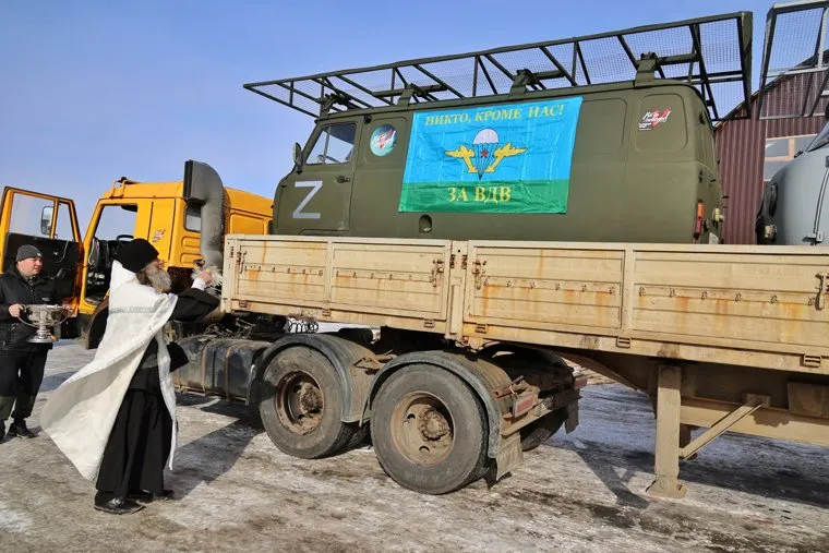 Отправка груза на СВО с Шумковым. Курган