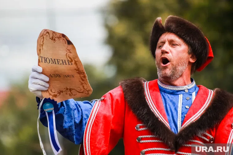 Большее всего убытки птицефабрики ударят по олигарху Шевчику - у него 47% акций "Пышминской"