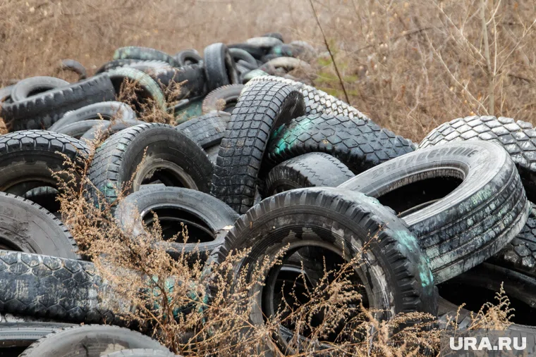 Автомобилистам предлагают сдавать отработанные покрышки на переработку