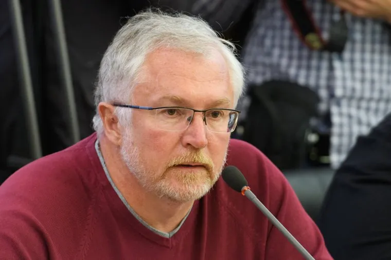 Комиссия по местному самоуправлению и внеочередное заседание гордумы Екатеринбурга, киселев константин