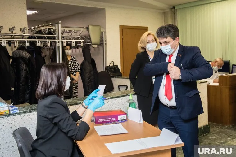 Претендентов на пост главы Сургута на этот раз в два раза меньше