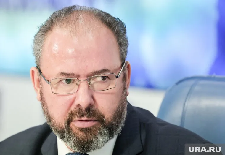 Александра Самарина обвиняют в злоупотреблении должностными полномочиями