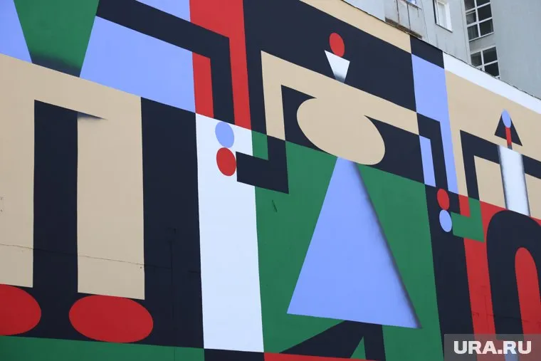 Стены домов в ОАЭ могут украсить подобные рисунки