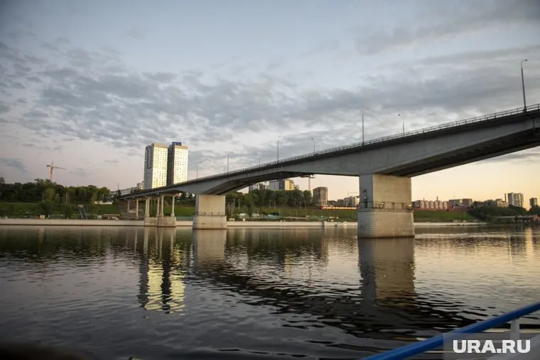 Парни попали в беду в погоне за удачными кадрами