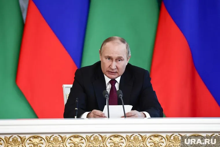 В пятницу запланирована пленарка, где ожидается большое выступление Путина
