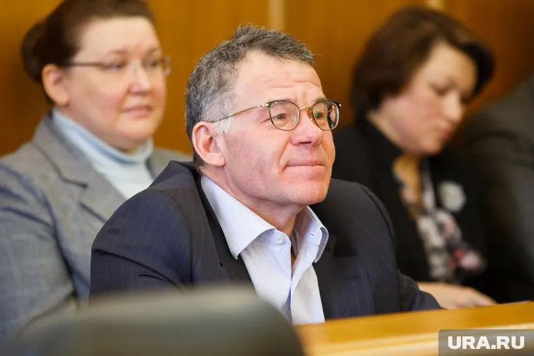 Владимир Тунгусов на одном из последних заседаний гордумы Екатеринбурга