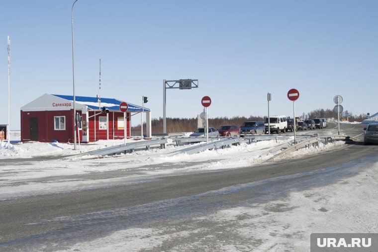 Дептранс Ямала готов  к принудительной эвакуации машин на переправе через Обь 