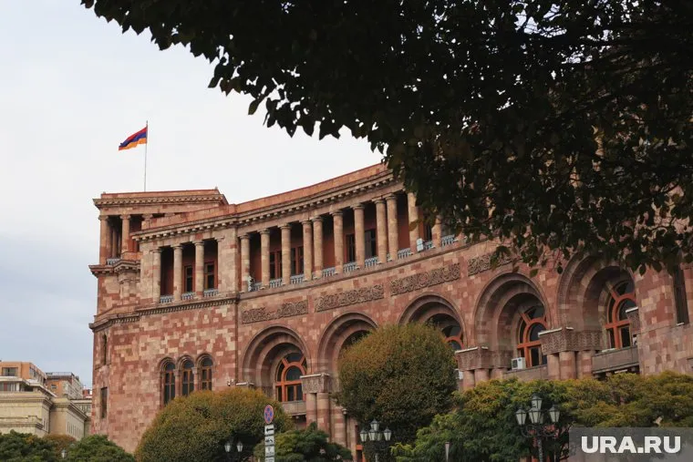 В Армении готовят отставку правительства