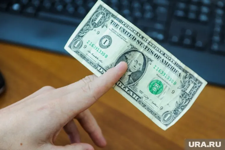 Риторика Центрального банка страны становится все более жесткой, отметил Андрей Лобода