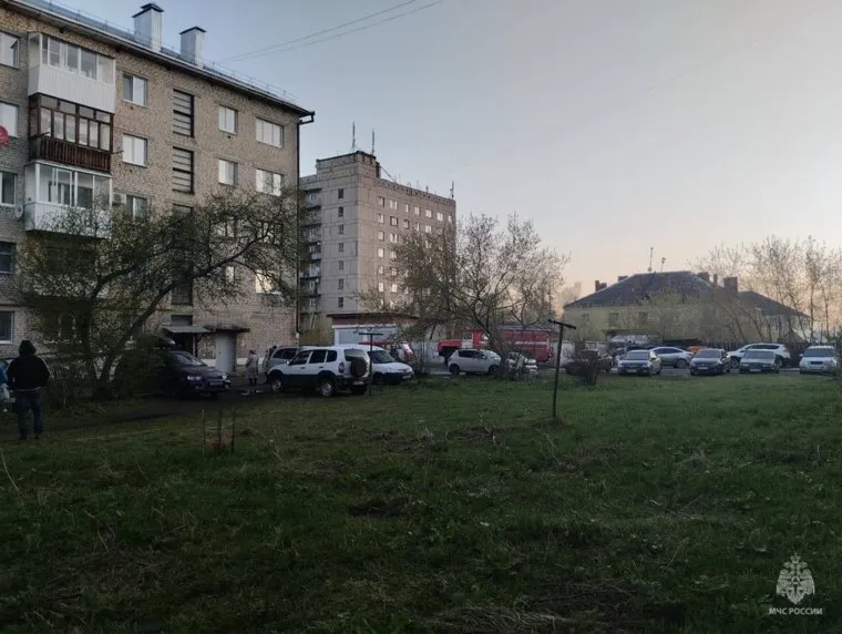 Взрыв произошел в пятиэтажном доме на улице Строителей