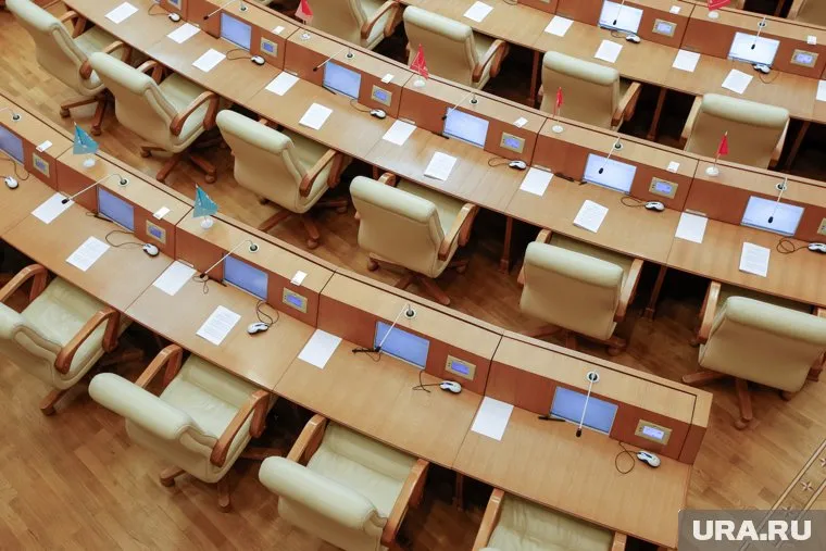 На заседании обсудили нарушения в сфере ЖКХ, рыболовства и строительства