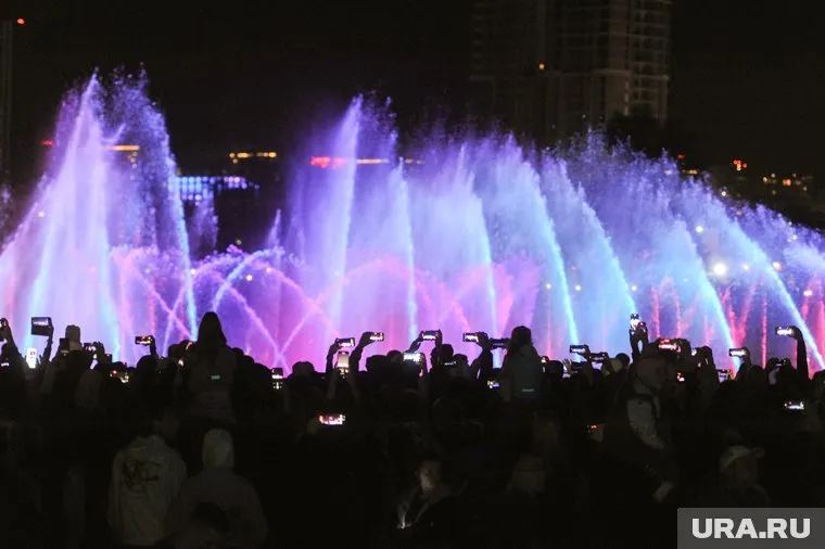 Светомузыкальный фонтан запустит шоу с 20:30 до 22:30