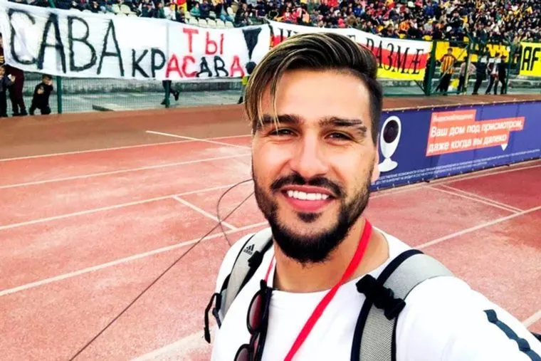 Савин известен выступлениями за ряд российских футбольных клубов, включая «Урал» (Екатеринбург), «Амкар» (Пермь) и «Тобол» (Тюмень).