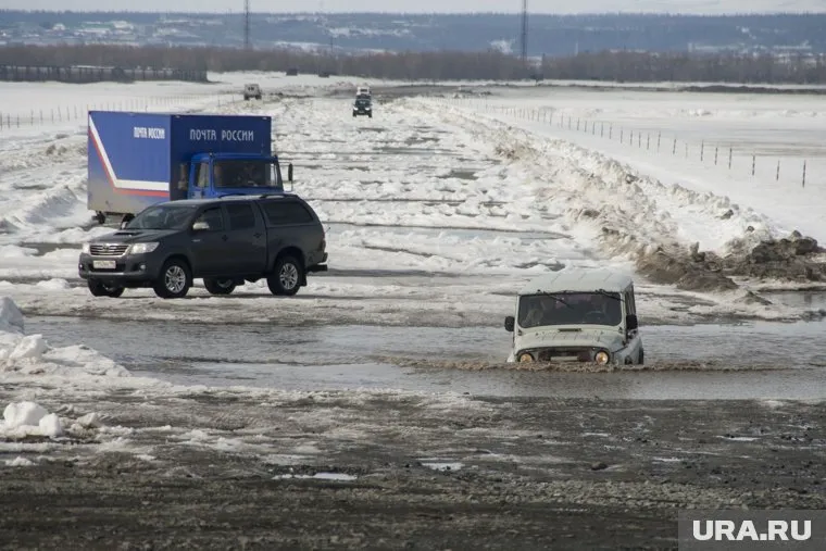Зимой переправляться станет возможно только после намерзания льда