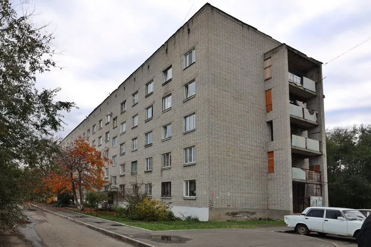 Протекающая крыша в доме по улице Алексеева. Курган