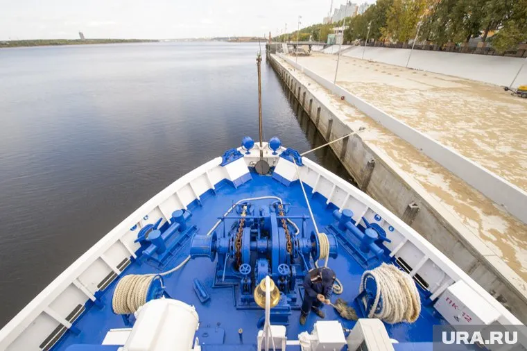 Суда перестанут ходить по рекам Березовского района с 24 октября