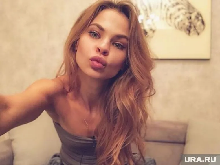 Настя Рыбка пообещала больше не компрометировать олигарха