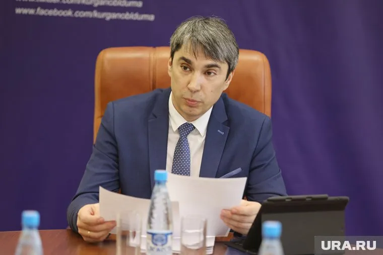 Это уже 11 дополнительный офис Кетовского коммерческого банка в Санкт-Петербурге, принадлежащий Евгению Кафееву