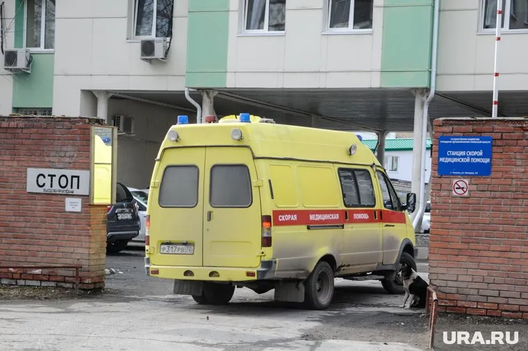 Тюменцы сутками не могут дождаться медиков скорой помощи