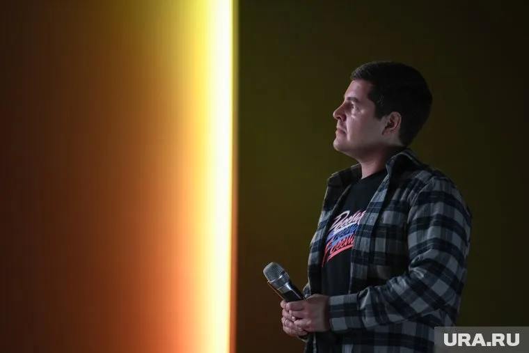 Губернатор ответил на 34 вопроса жителей Нового Уренгоя, главное - на URA.RU