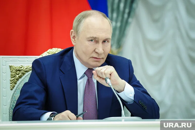 Запад не устает думать о развале России, заявил Путин