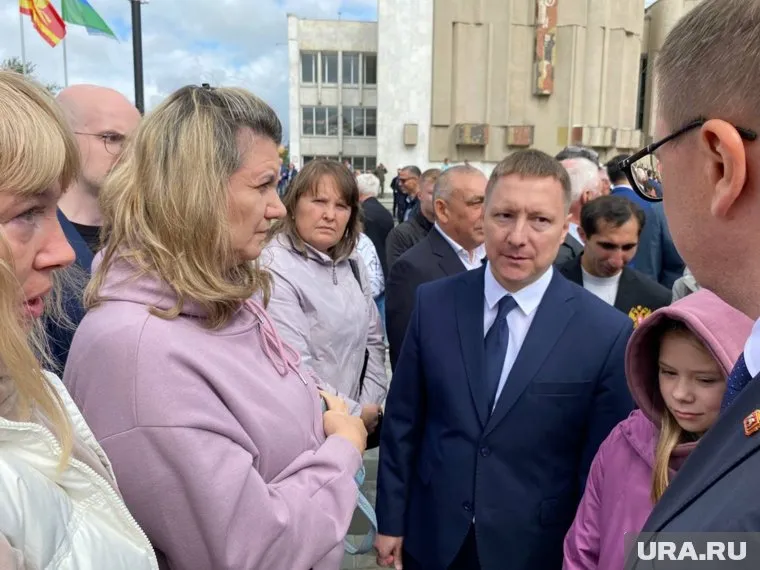 Олег Решетников озаботился будущим персонала фабрики