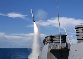 Трамп объяснил, когда поставит американские ракеты для истребителей Японии