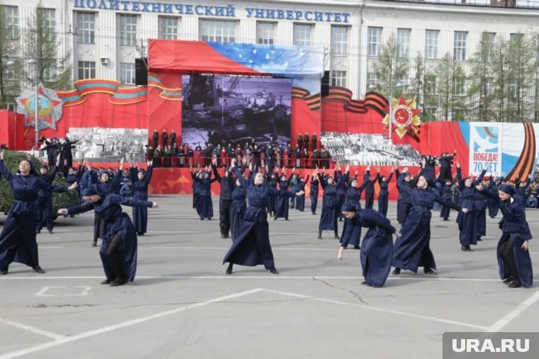 Празднование 9 Мая в Перми начнется с театрализованного представления на Октябрьской площади