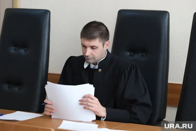 Сергею Лушникову уже приходилось иметь дело с курганскими ВИПами