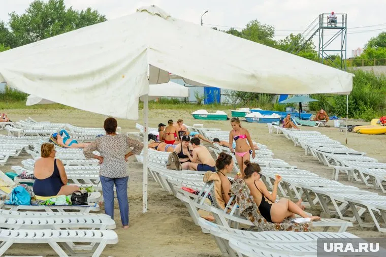 Работой пляжа недовольны надзорные органы