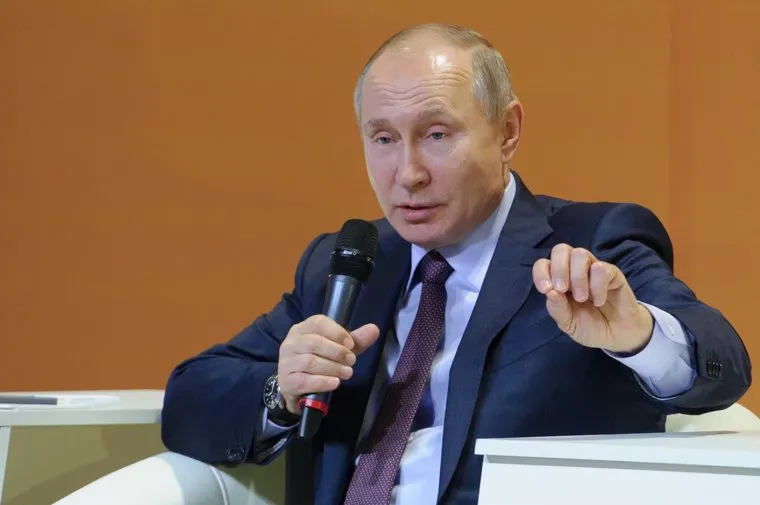 Визит Президента РФ Владимира Путина на "VI Всероссийский форум рабочей молодёжи". Екатеринбург, путин владимир
