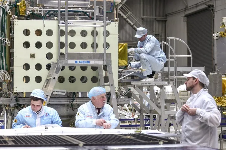 Михаил Мишустин на НПО им. Лавочкина. Москва