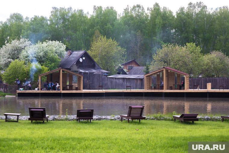 Челябинцы активно бронируют коттеджи, дачи и таунхаусы для отдыха