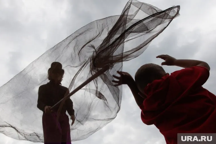 Друг семьи несколько лет развращал мальчика