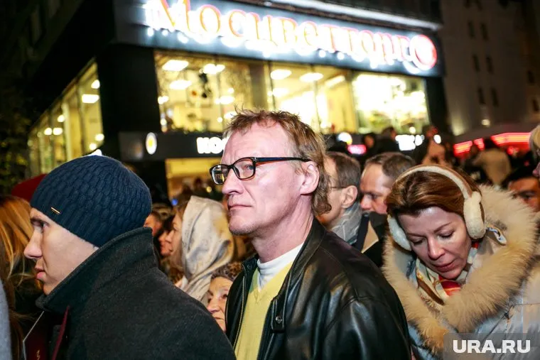 Уральские родители также требуют запретить въезд Серебрякову в РФ